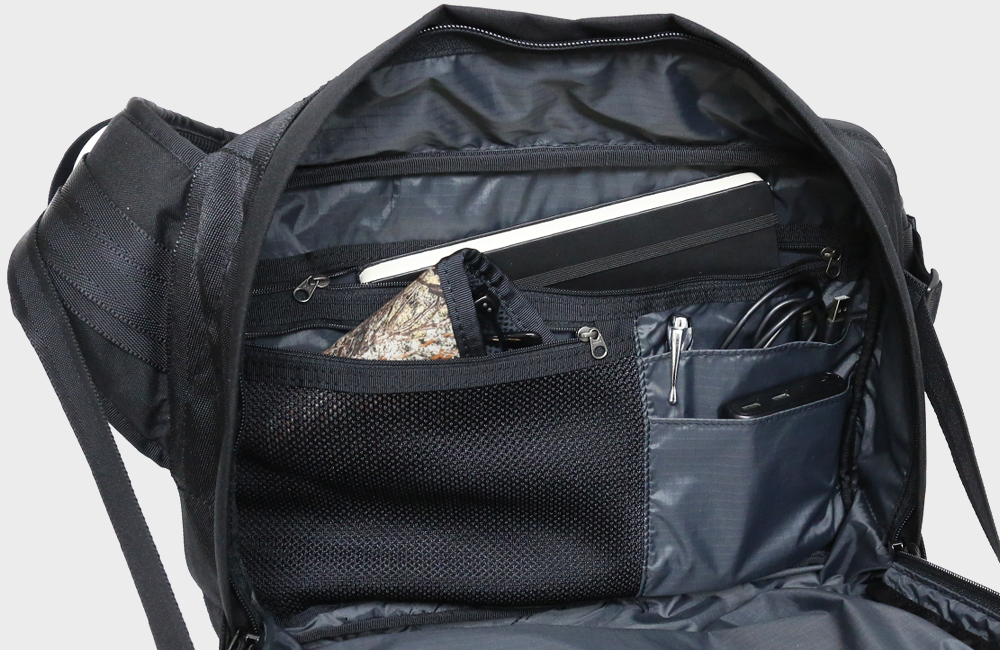FEATURE | STORAGE BOX MESSENGER 自転車 バッグの専門店