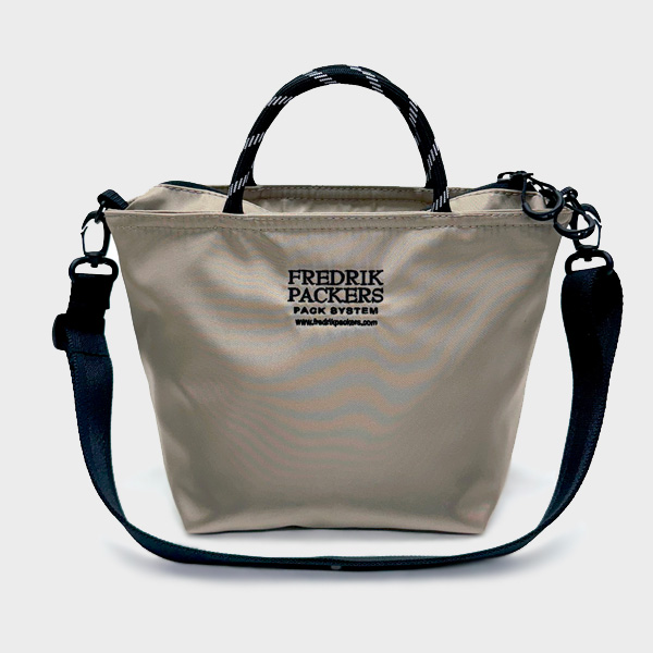  g[gobOlCLO 4 MELL TOTE